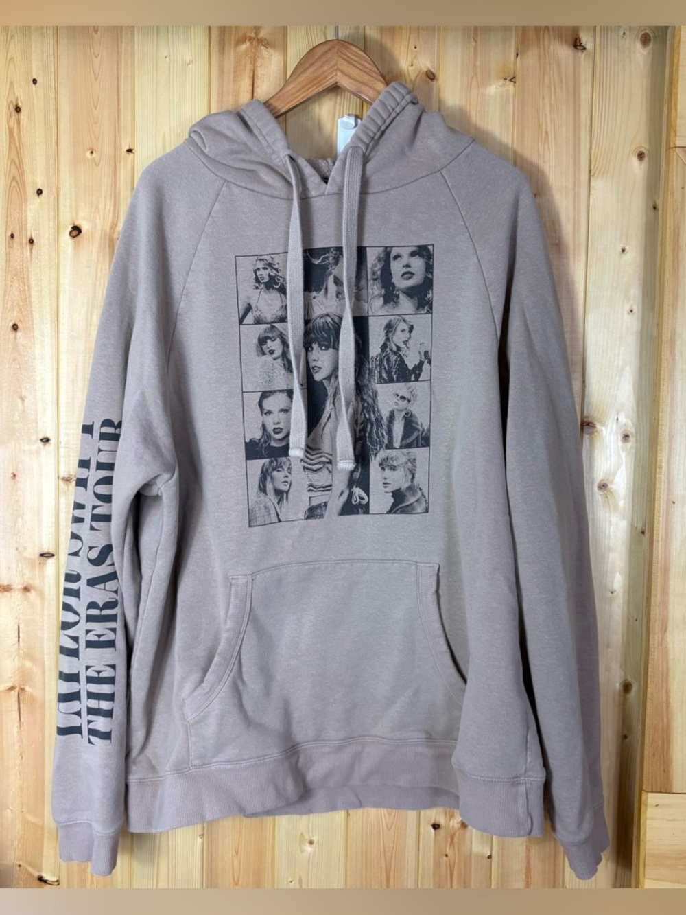Taylor Swift The Eras Tour hoodie Size XL Merch Swiftie oversized unisex